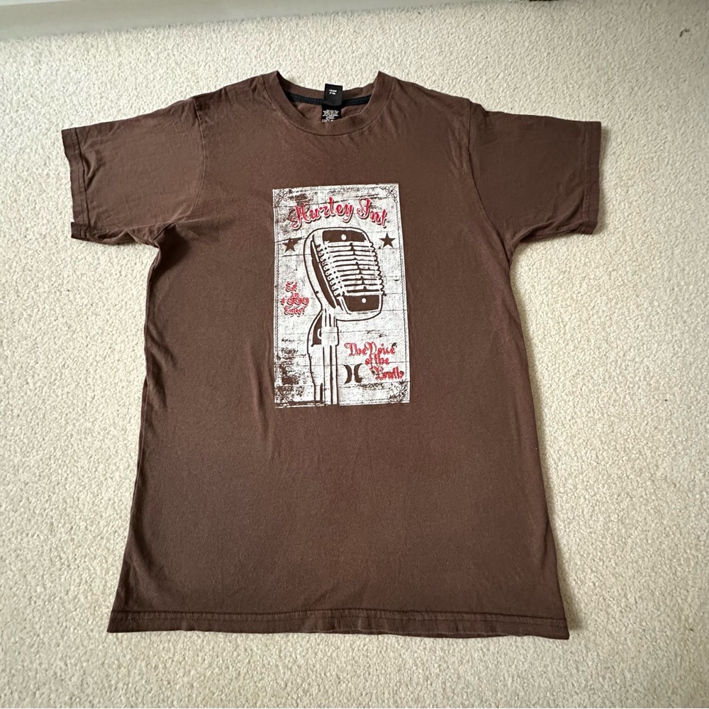 Hurley Men's Brown Graphic Tee with Microphone Print